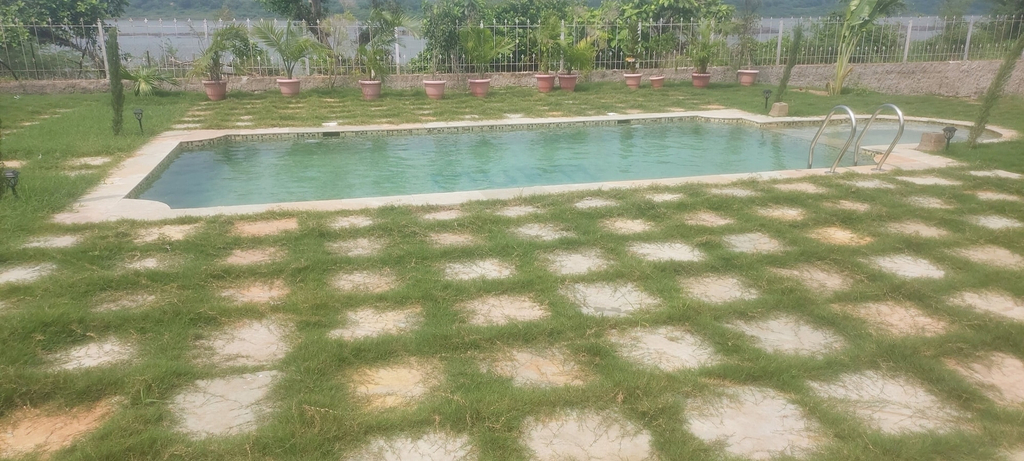 Pool 3, Mura Yoga Villa, West Nimar