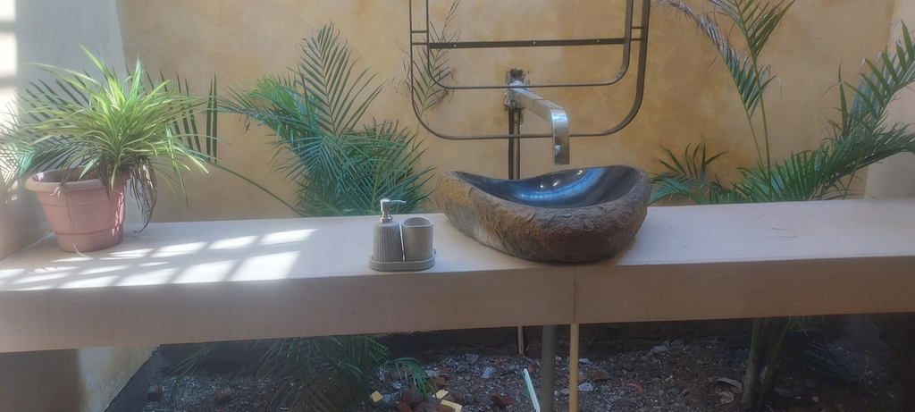 Bathroom, Mura Yoga Villa, West Nimar