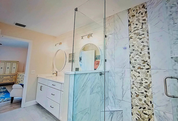 Bathroom 3, Sea Glass, Lee