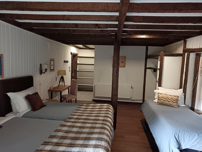 Bedroom 2, The Patagonian Lodge, Coihaique