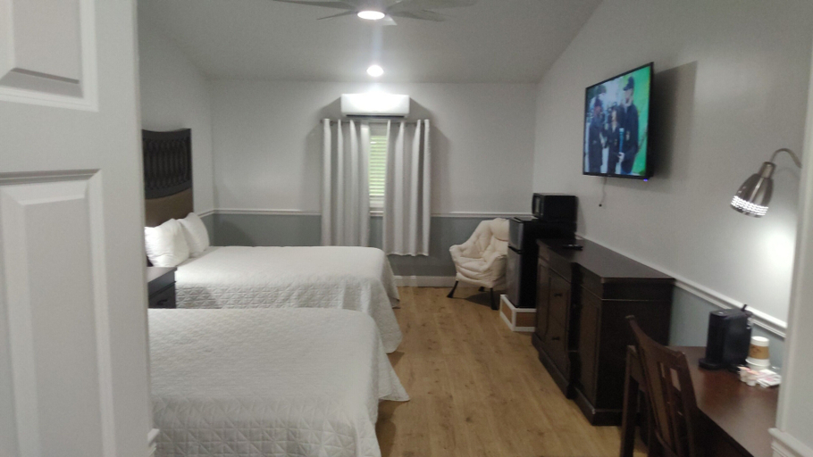 Room 5, Royal inn motel, Marion
