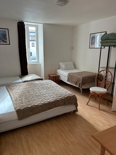 Bedroom 4, Hôtel du Rocher, Hérault