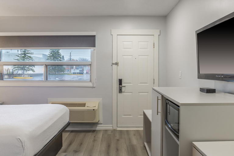 Others 5, Motel 6 Cornwall, ON, Stormont, Dundas and Glengarry