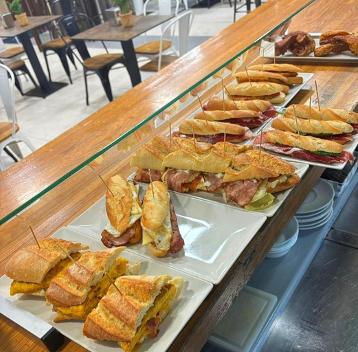 Food & Drinks 4, Hotel Lauxeta Berria, Vizcaya