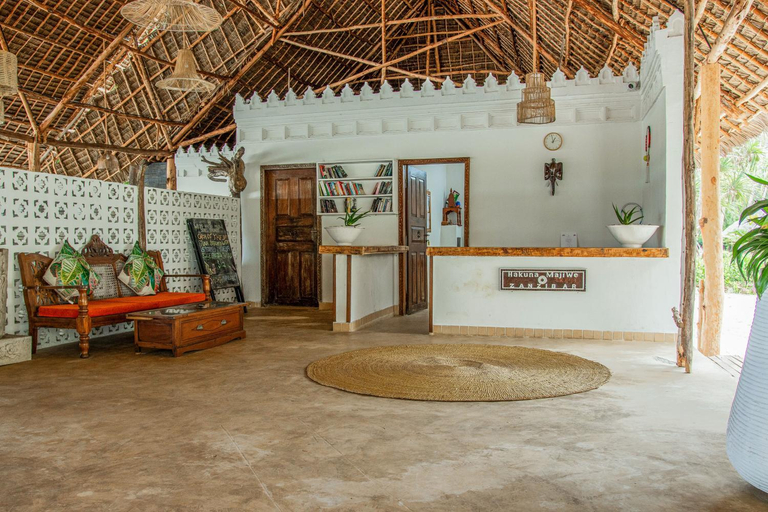 Public Area 3, Hakuna Majiwe Beach Lodge, Kusini