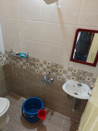 Bathroom, BNS Village Resort, Namakkal