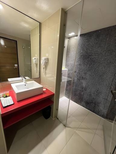 Bathroom 4, I-City, Shah Alam