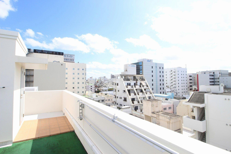 Others 5, Condominium Felicita Naha, Naha