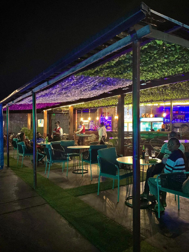 Food & Drinks 4, De Martin Mirage Resort, Nsukka