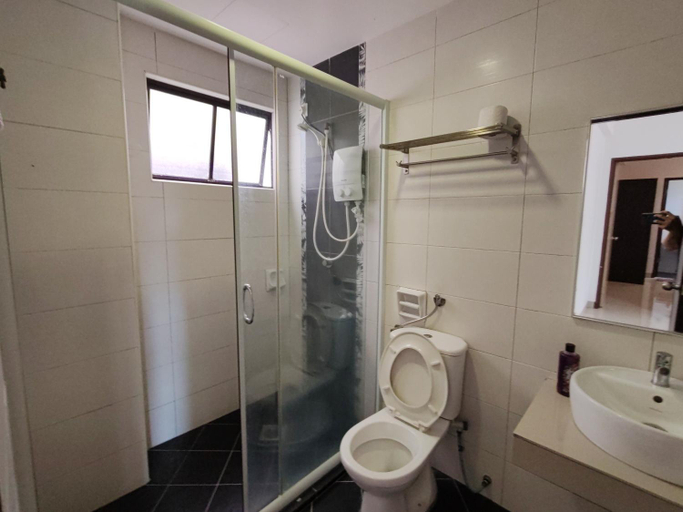 Bathroom 5, KIMNA HOME @ MARINA HEIGHT, Manjung