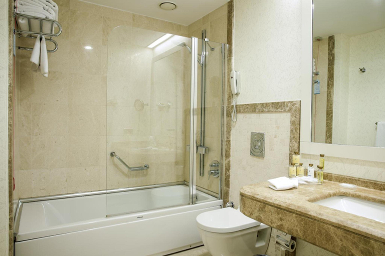 Bathroom 4, Byotell Istanbul, Maltepe