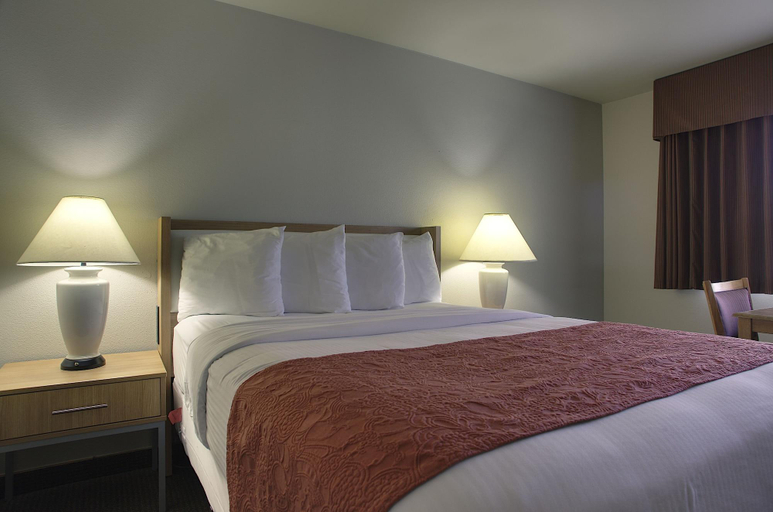 Bedroom 2, Aladdin Inn and Suites, Multnomah