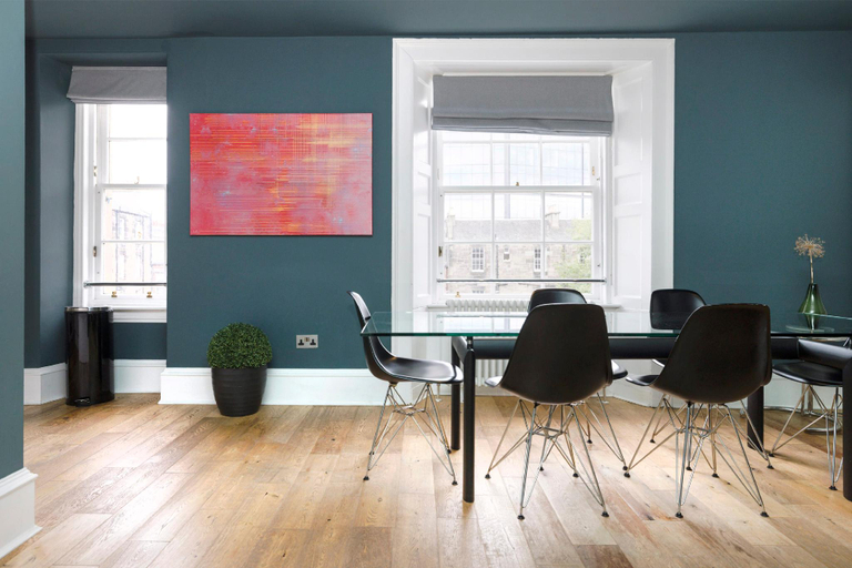 Others 5, Spacious Apartment next to West End, Edinburgh