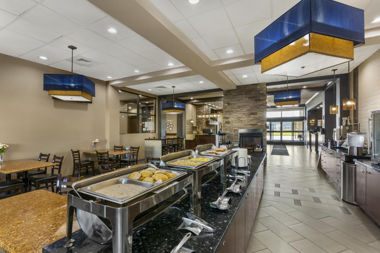 Food & Drinks 5, Best Western Plus Williston Hotel & Suites, Williams