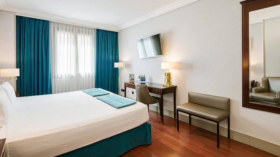 Bedroom 2, Sercotel Gran Hotel Conde Duque, Madrid