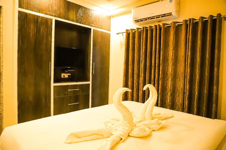 Bedroom 2, Hotel shri Radha Nikunj, Mathura