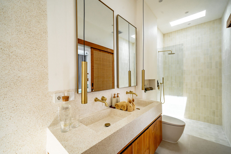 Bathroom 5, Villa Maiora Tres Bingin, Badung