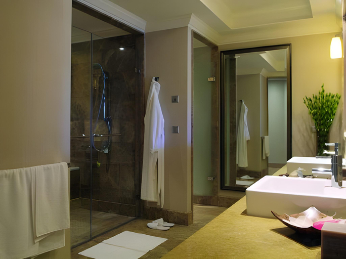 Bathroom 4, Lykia World Links Golf Antalya Resort, Manavgat