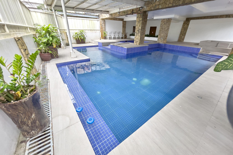 Swimming pool 4, Tagaytay Haven Hotel, Tagaytay City