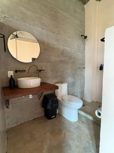 Bathroom 4, Casa Ampa Zikatela - Brisas de Zicatela- Puerto Escondido, Dist. Pochutla