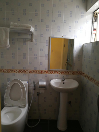Bathroom 5, Hotel Zuhra, Sibu