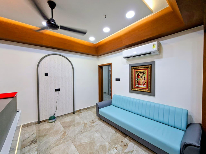 Reception 2, Matrushree Hotels - Near Shree Dwarkadhish Temple, Devbhumi Dwarka
