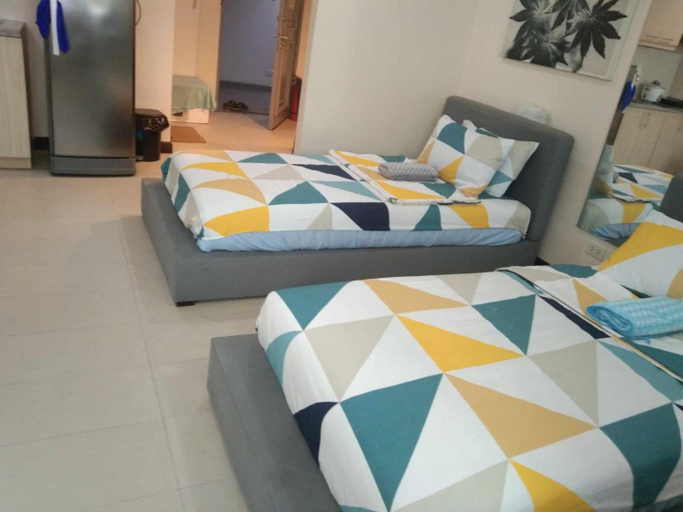 Bedroom 4, Posh Beds with City View and Pools, Mandaluyong
