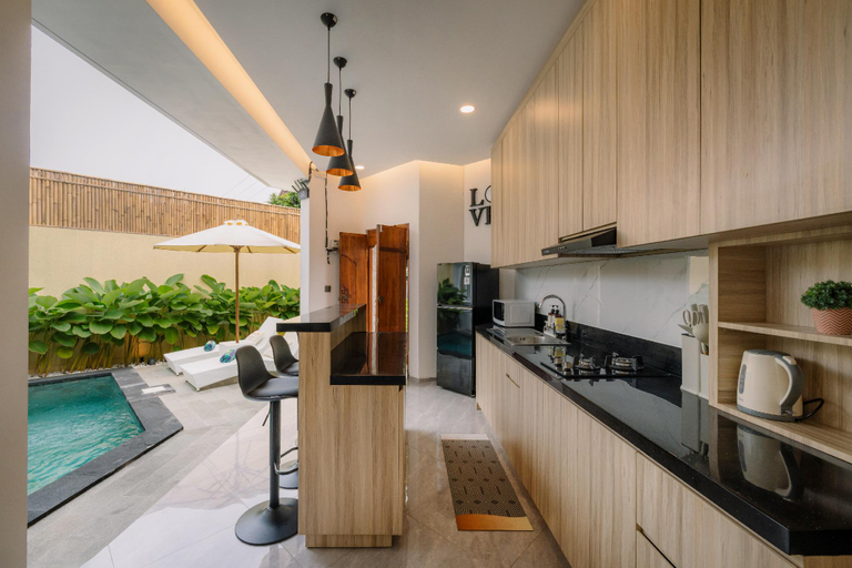 Others 5, NEW! Villa Frost, Berawa - 3 Bed Villa near Finns!, Badung