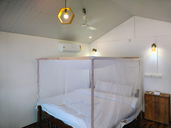 Bedroom 3, Kashinath Beach Huts, South Goa
