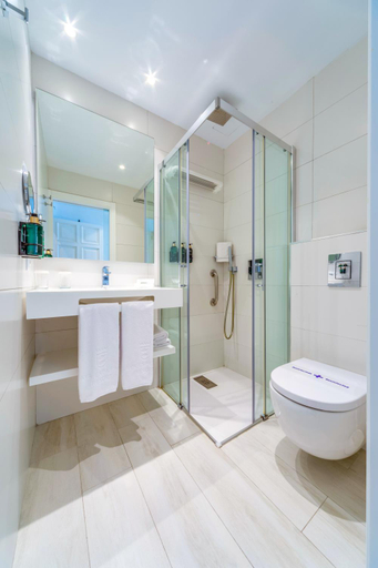 Bathroom 5, PLAYA ESPERANZA RESORT, Baleares