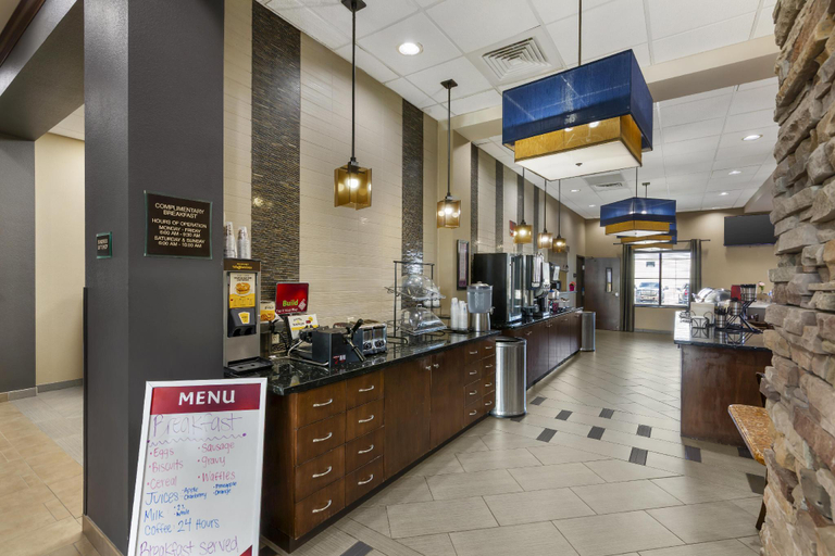 Food & Drinks 5, Best Western Plus Williston Hotel & Suites, Williams
