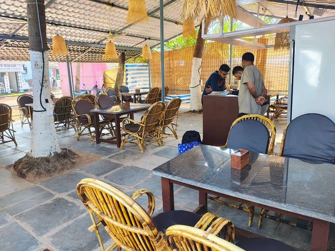 Food & Drinks 4, Kashinath Beach Huts, South Goa