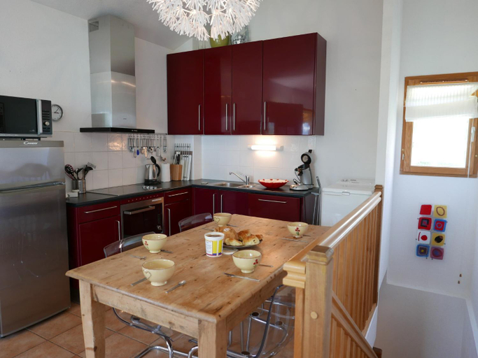 Others 5, Chalet in La Norma near Ski Lift, Savoie