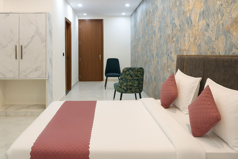 Room 3, Let'stay- Sector-70 Noida, Gautam Buddha Nagar