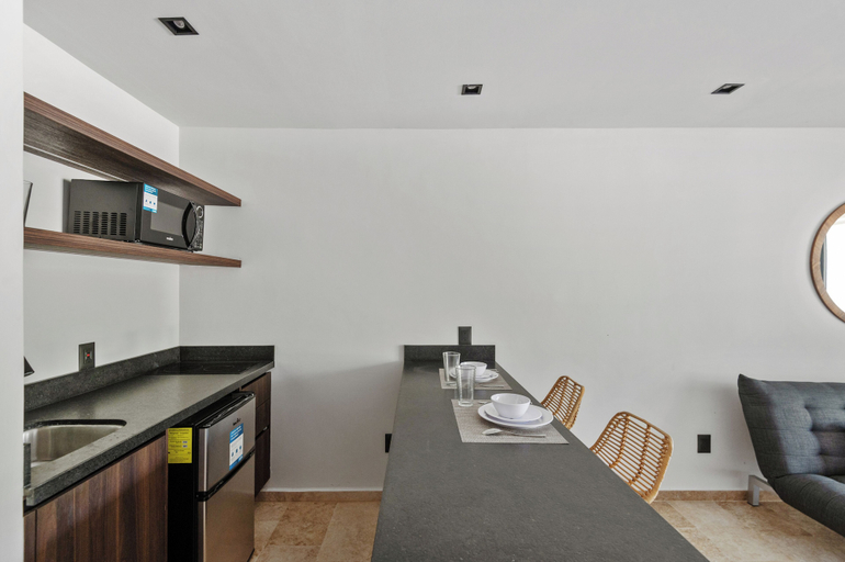 Private kitchen 3, Artra - modern comfort with pool, Cozumel