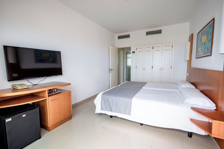Bedroom 3, Caybeach Papagayos, Las Palmas