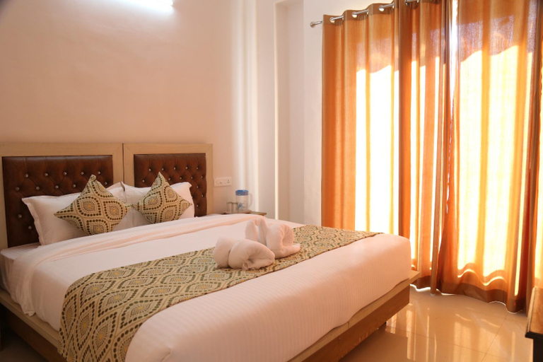 Bedroom 5, Hotel Yog Tapovan, Garhwal