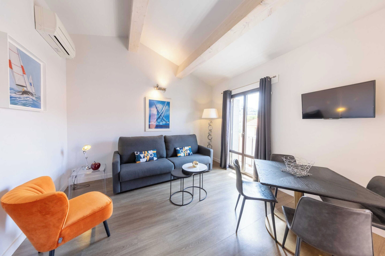 Living area 2, Appartements Hôtel & Spa Le Madeloc Collioure Centre, Pyrénées-Orientales