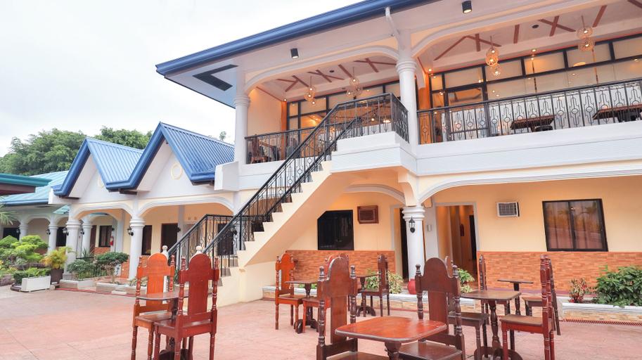 Front of property 3, Hola Hostel Puerto Princesa, Puerto Princesa City