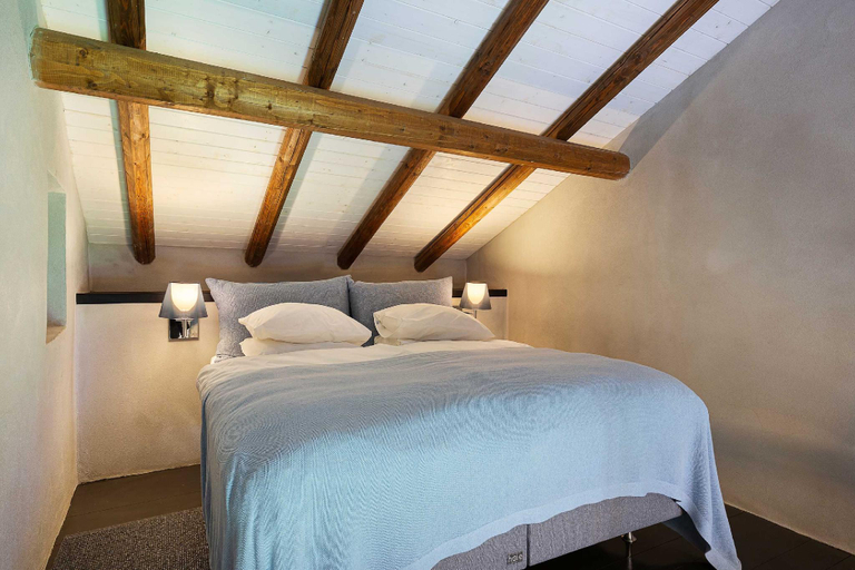 5, Villa With Pool and Panoramic Views of Lake Como, Como