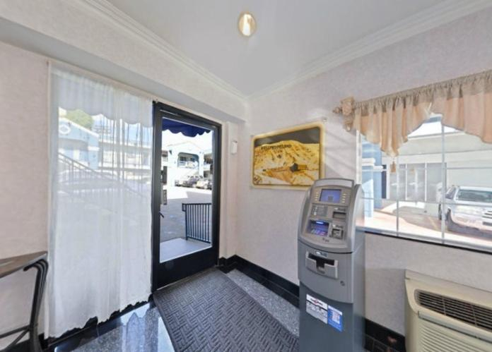 Bedroom 4, The Emerald Inn on Sunset, Los Angeles
