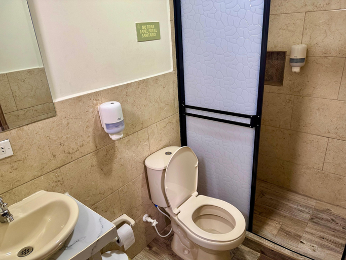 Bathroom 4, Best View Aparta Hotel, Dosquebradas
