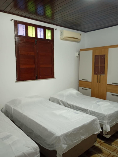 Room 4, Casa mobiliada, Belém