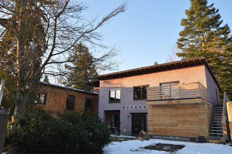 Primary image
