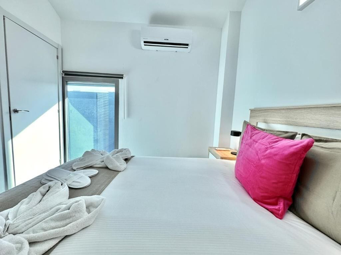 Room 2, Deluxe Stay - Naffah Apartments, Madrid