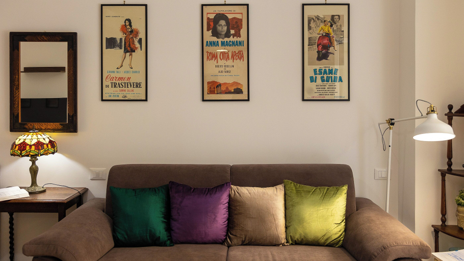 Living area 4, Rental in Rome Annietta Apartment, Rome