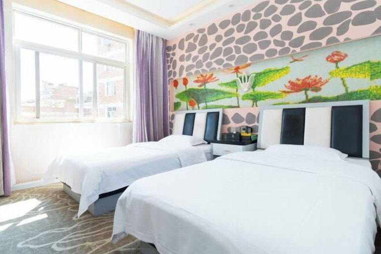 Bedroom 3, Lihao Hotel (Zhaotong Ancient City), Zhaotong
