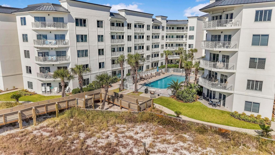 Exterior & Views 2, Palm Beach A23, Baldwin
