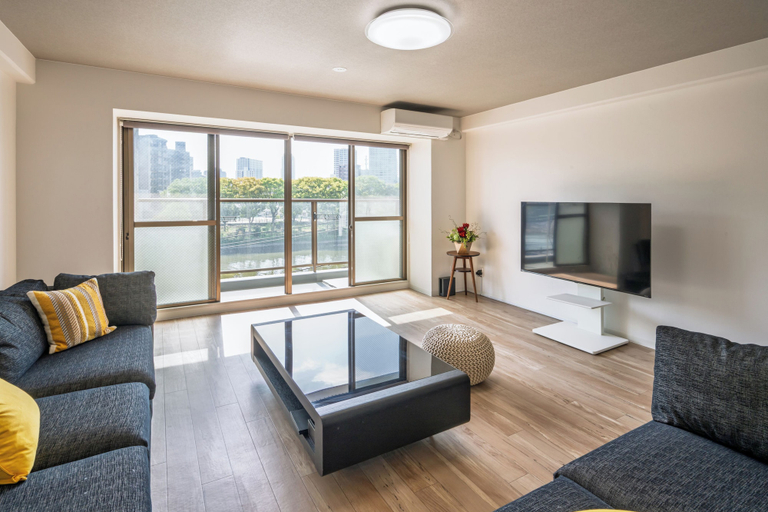 Room 4, LIT Hiroshima Ekimae, Hiroshima