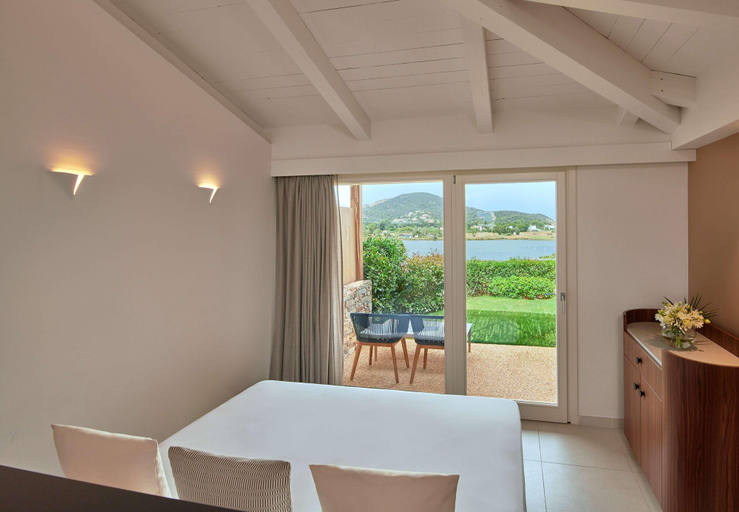 Bedroom 3, Baia di Chia Resort Sardinia, Curio Collection, Cagliari
